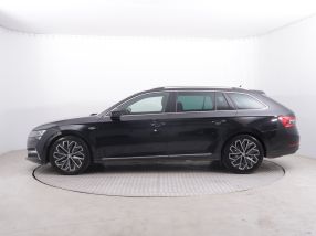 Škoda Superb - 2021