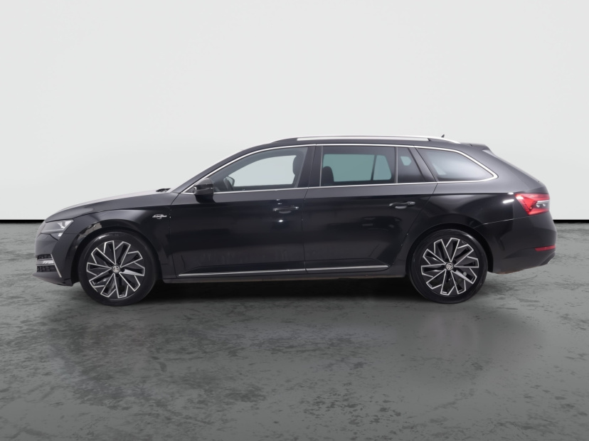 Škoda Superb, 2021