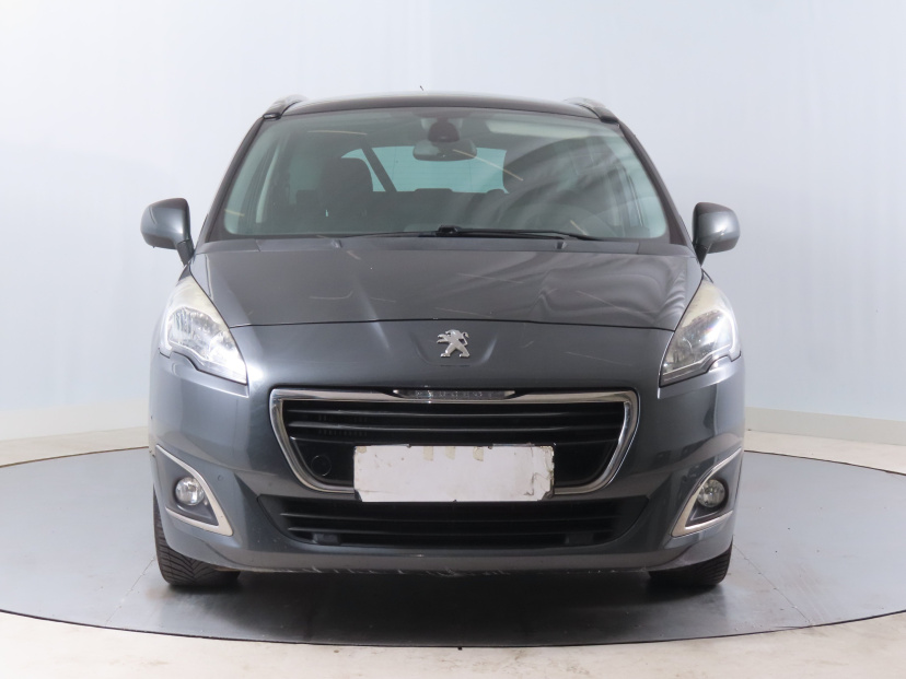 Peugeot 5008, 2015