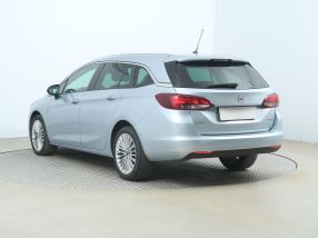 Opel Astra - 2016