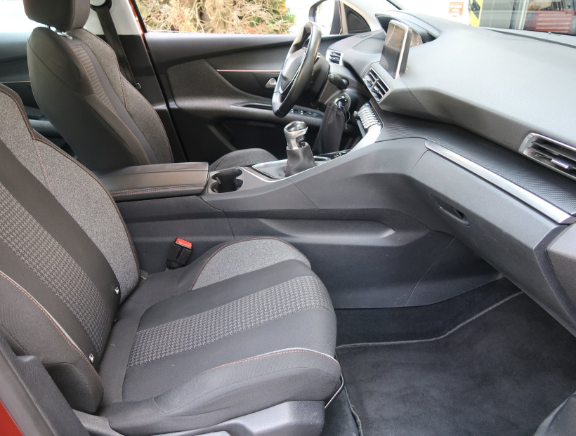 Peugeot 3008, 2017