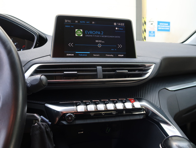 Peugeot 3008, 2017