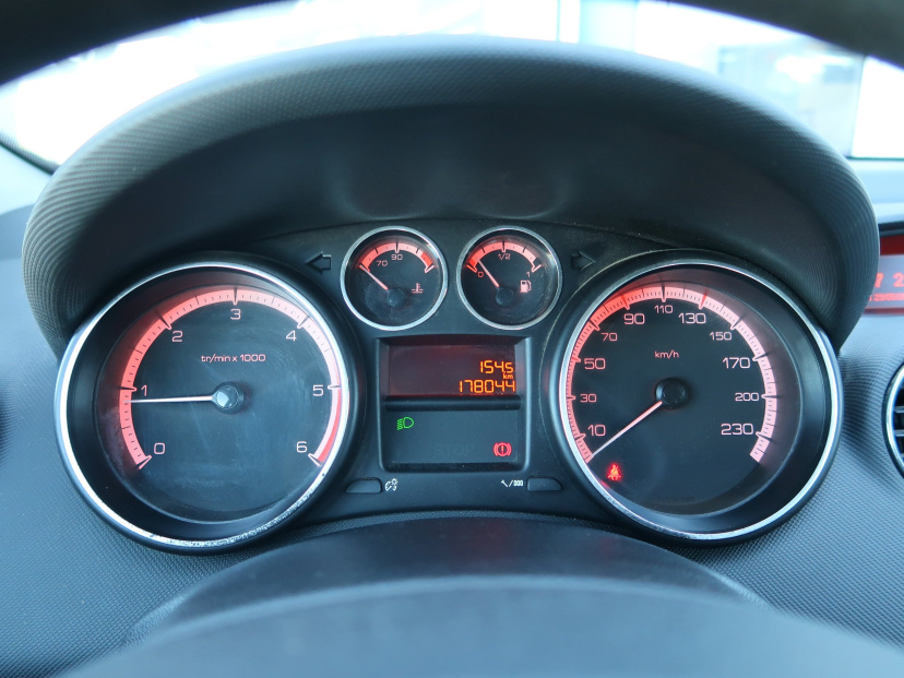 Peugeot 308, 2010