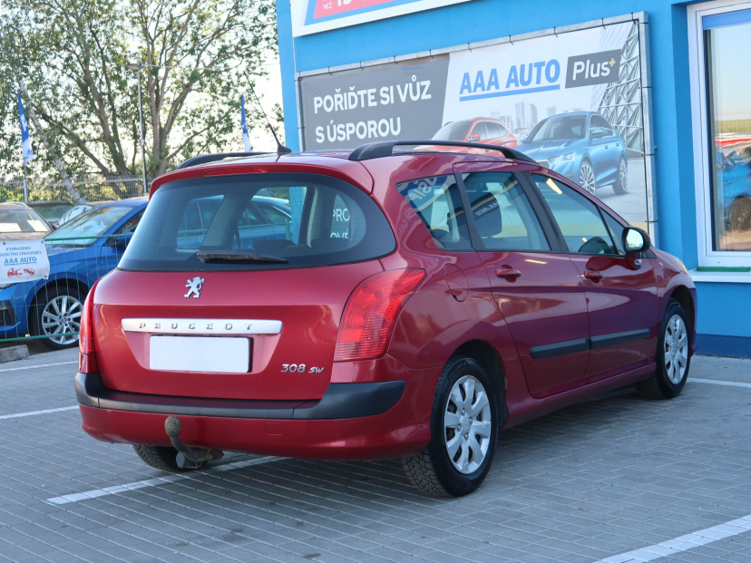 Peugeot 308, 2010