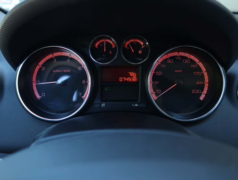 Peugeot 308, 2010