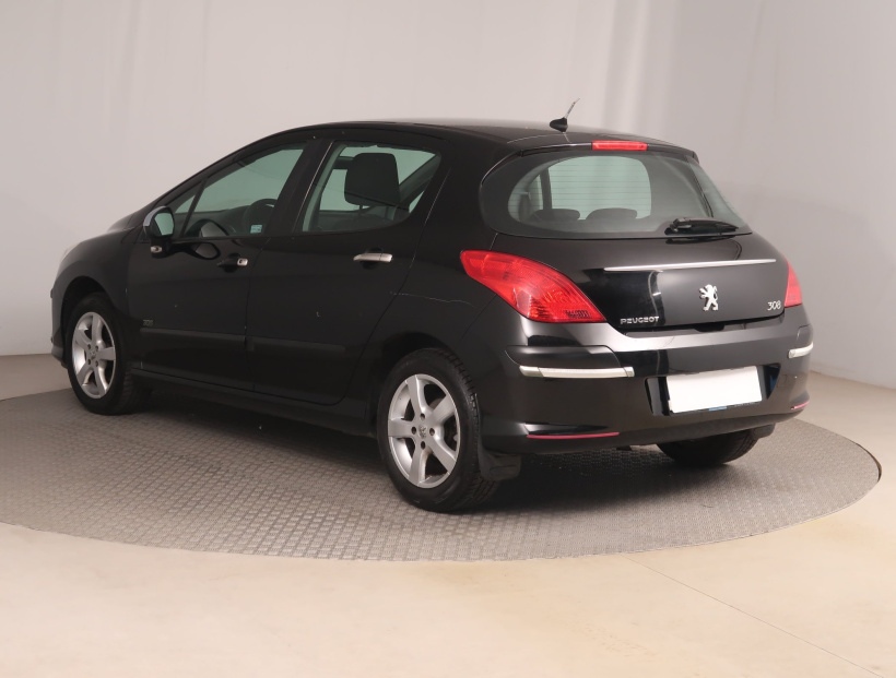 Peugeot 308, 2010