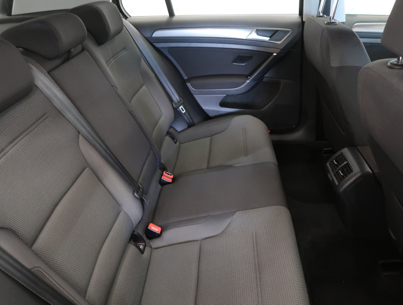 Volkswagen Golf, 2013