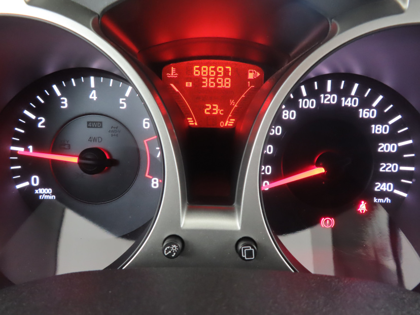 Nissan Juke, 2013