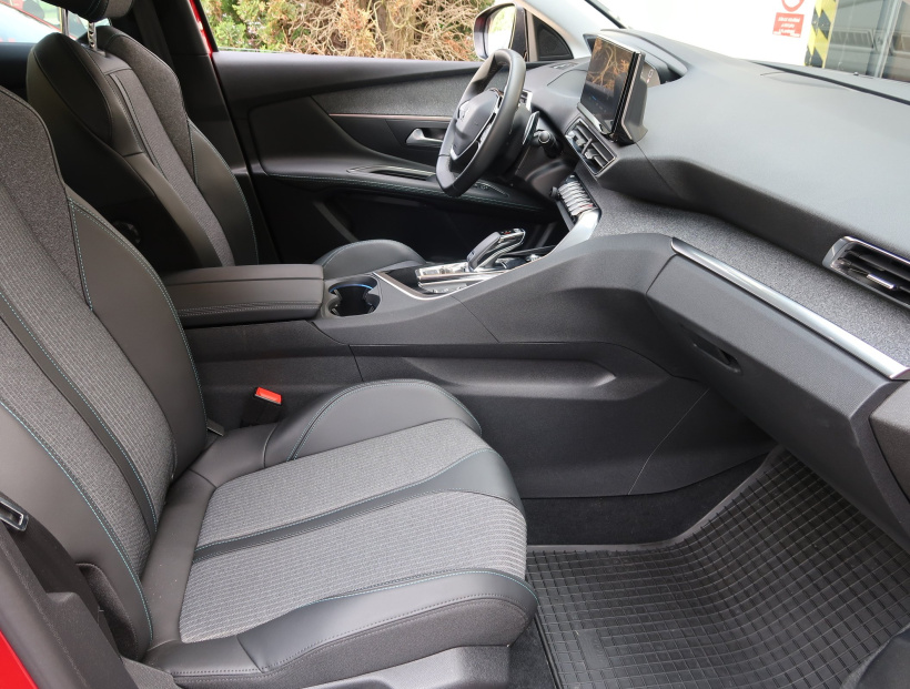 Peugeot 3008, 2021