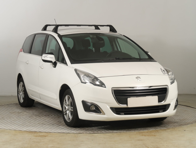 Peugeot 5008 2015