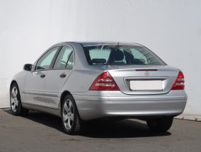 Mercedes-Benz C - 2003
