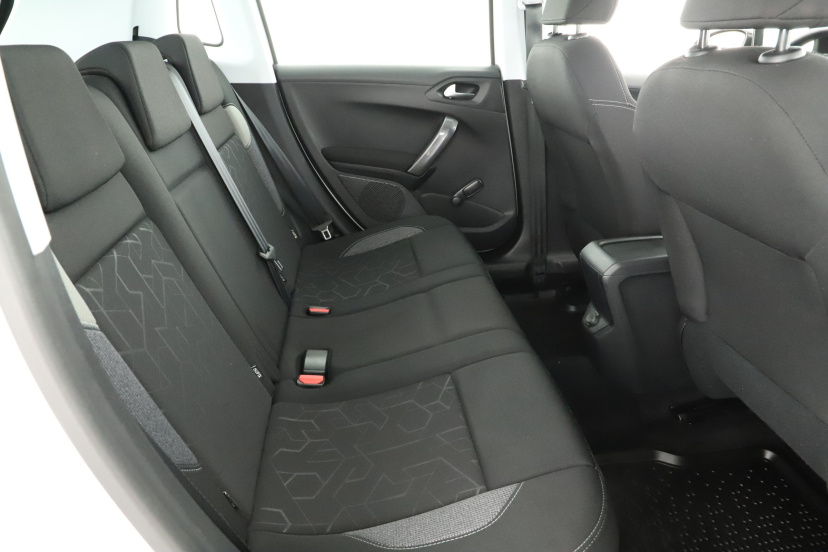 Peugeot 2008, 2019