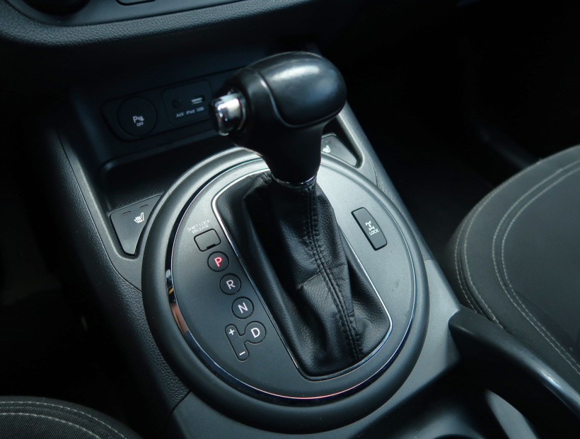 Kia Sportage, 2011