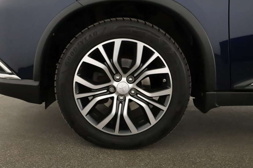 Mitsubishi Outlander, 2019