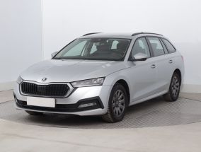 Škoda Octavia - 2023