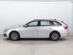 Škoda Octavia - 2023