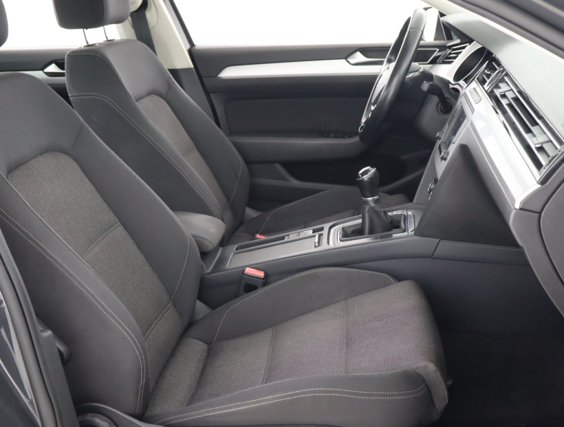 Volkswagen Passat, 2015