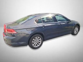Volkswagen Passat - 2015