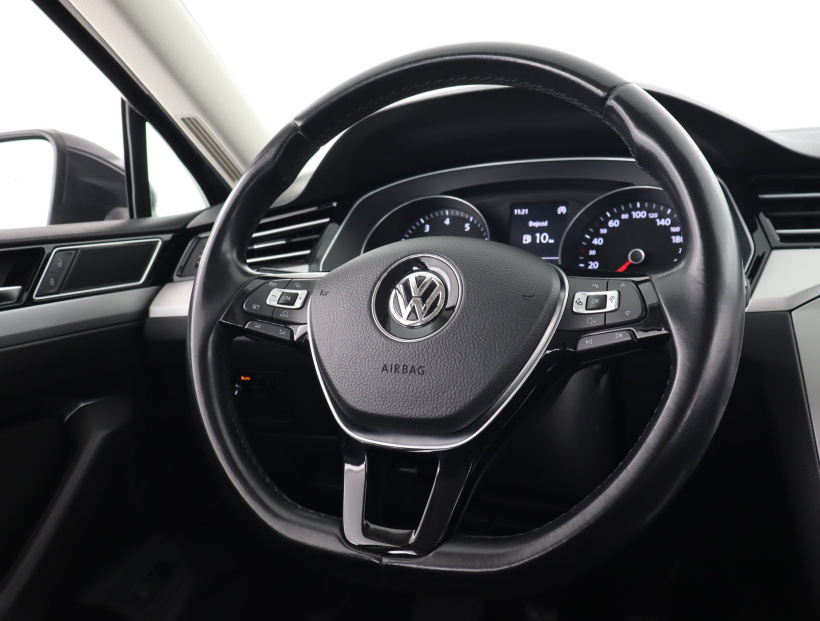 Volkswagen Passat, 2015