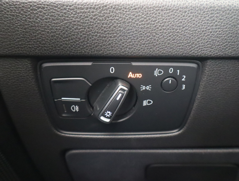 Volkswagen Passat, 2015