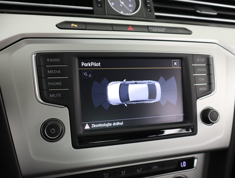 Volkswagen Passat, 2015