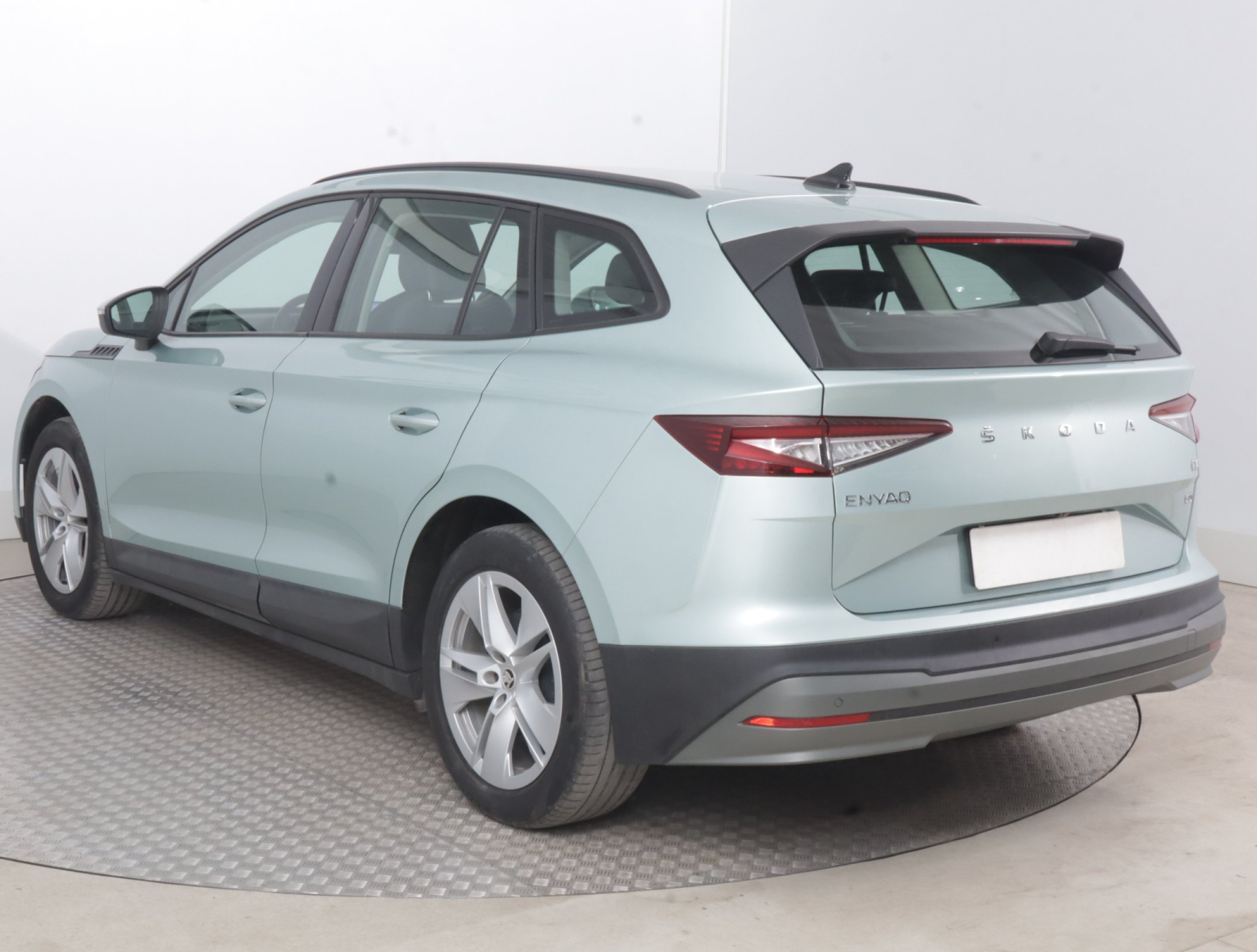 Škoda Enyaq - 2023
