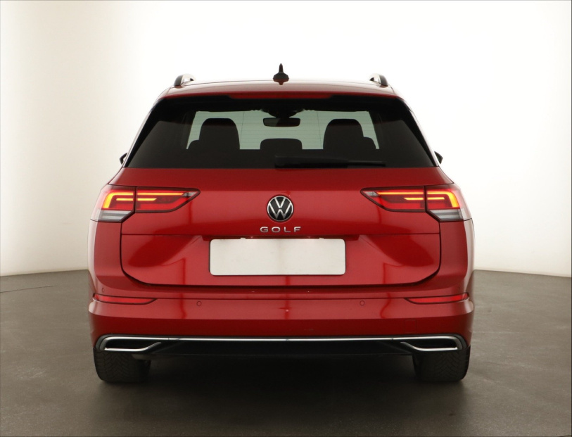Volkswagen Golf, 2021