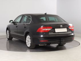 Škoda Superb - 2013
