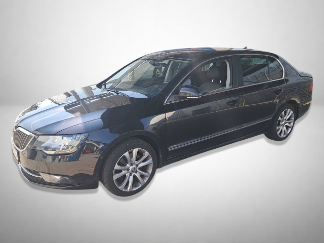 Škoda Superb 2013