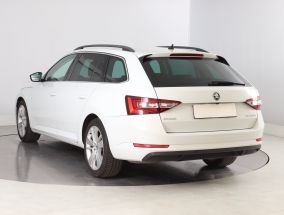 Škoda Superb - 2016