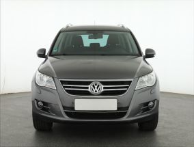 Volkswagen Tiguan - 2010