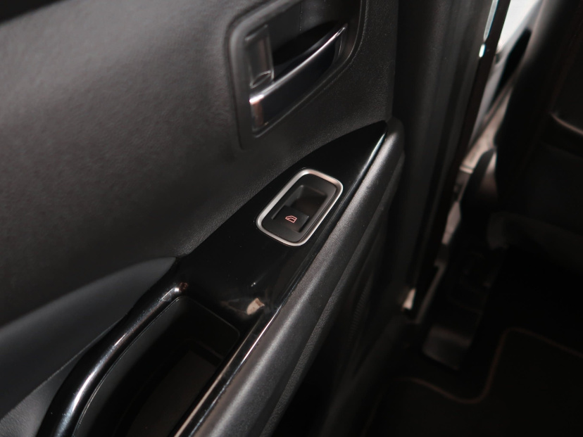 Mitsubishi Outlander, 2019