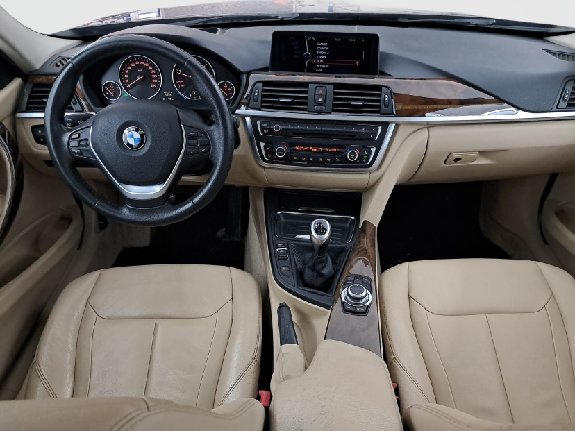 BMW 3, 2012