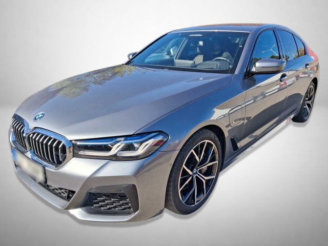 BMW 5 2021