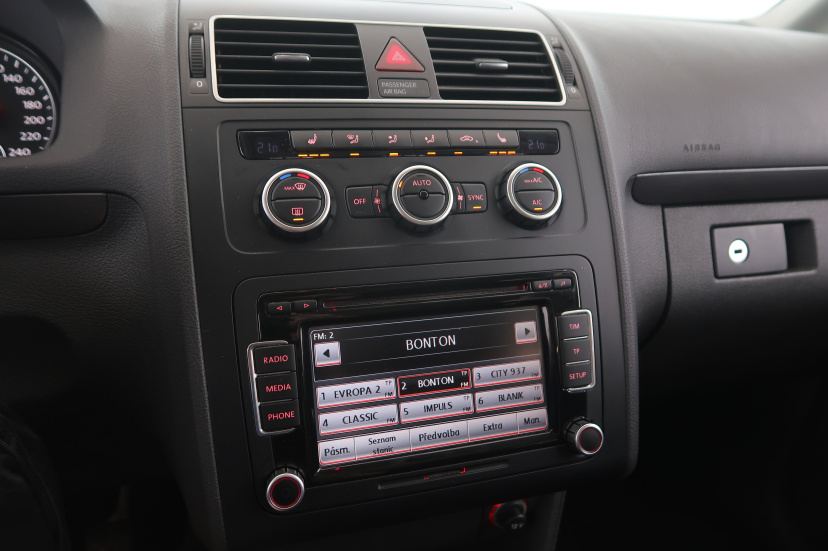 Volkswagen Touran, 2014