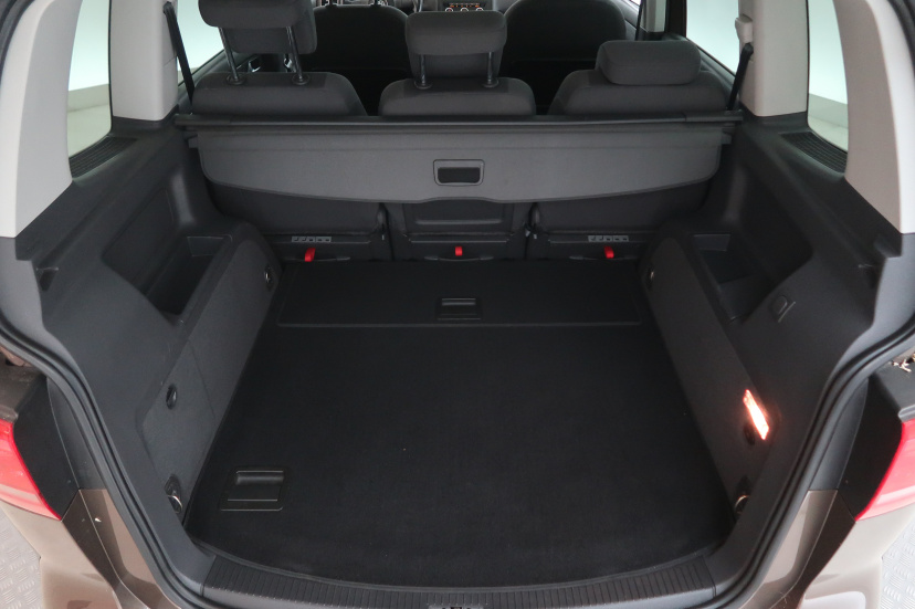 Volkswagen Touran, 2014