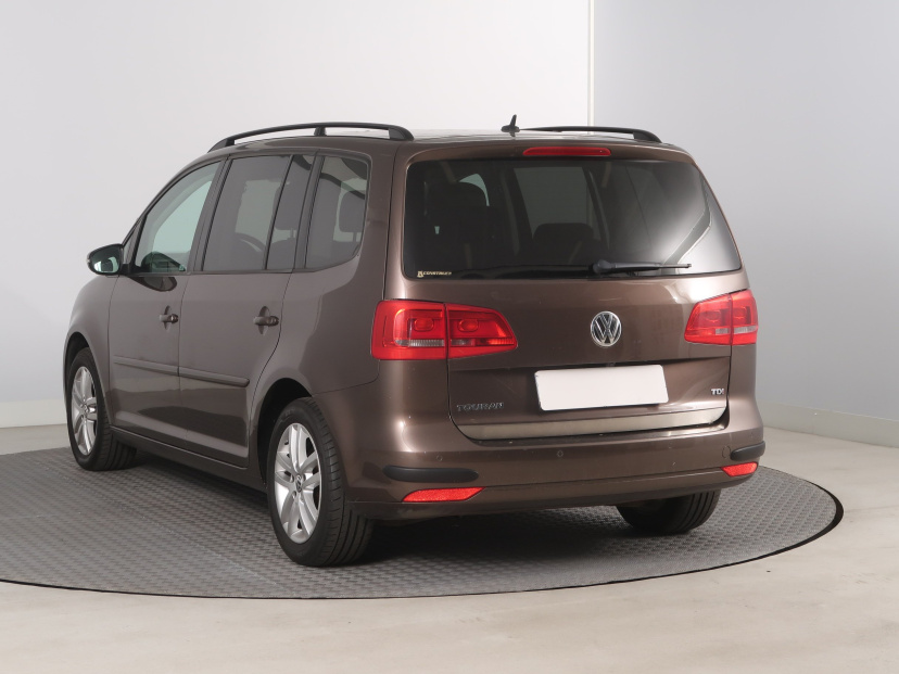 Volkswagen Touran, 2014