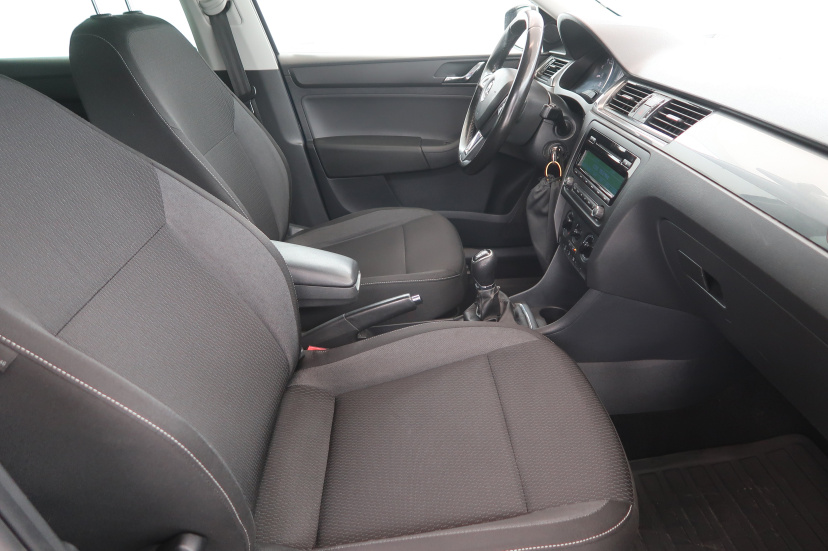 Škoda Rapid Spaceback, 2015