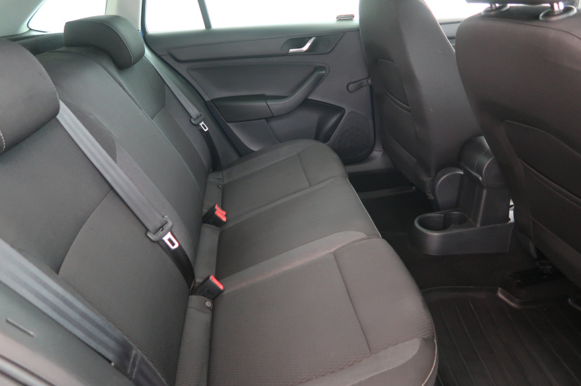 Škoda Rapid Spaceback, 2015