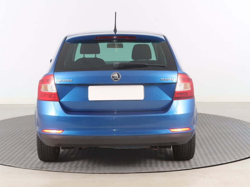 Škoda Rapid Spaceback, 2015