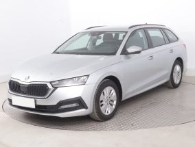 Škoda Octavia - 2023