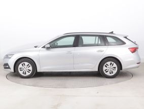 Škoda Octavia - 2023