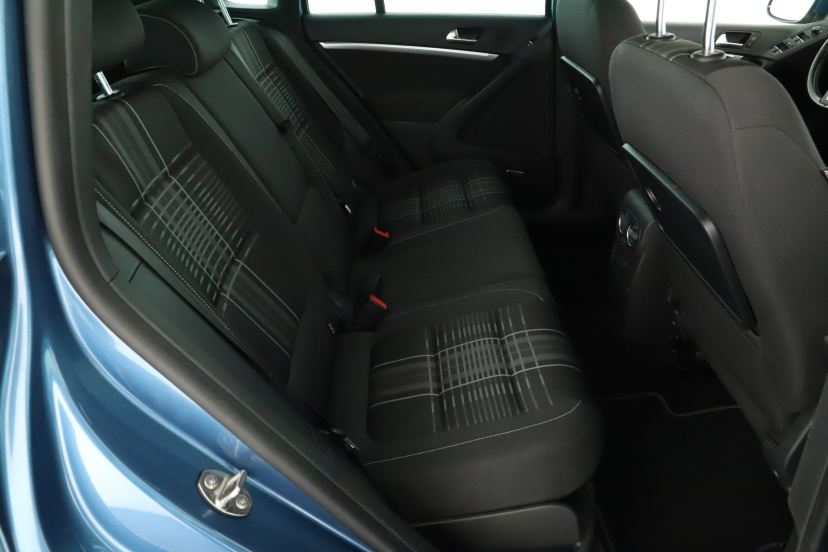Volkswagen Tiguan, 2016