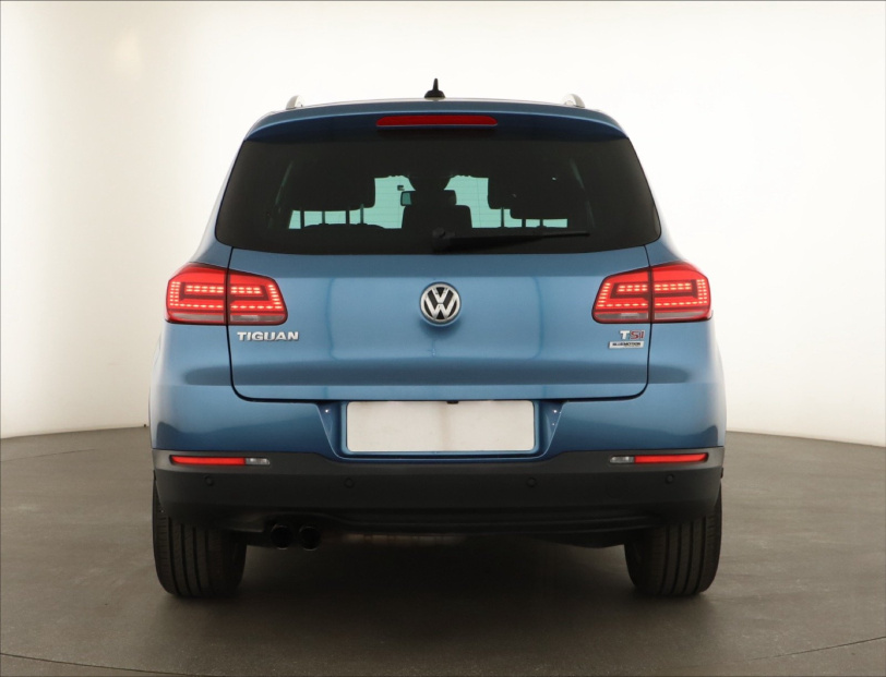 Volkswagen Tiguan, 2016