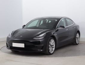 Tesla Model 3 - 2020