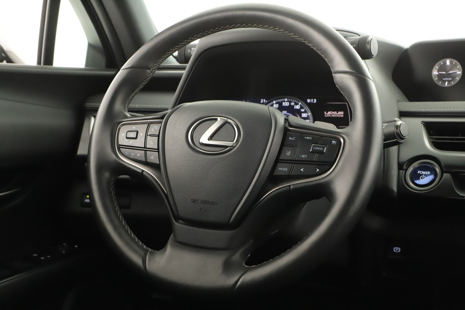Lexus UX - 2021