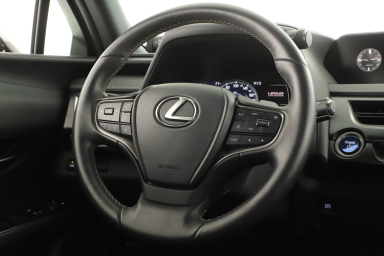 Lexus UX - 2021