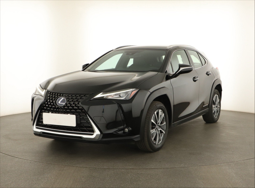 Lexus UX, 2021