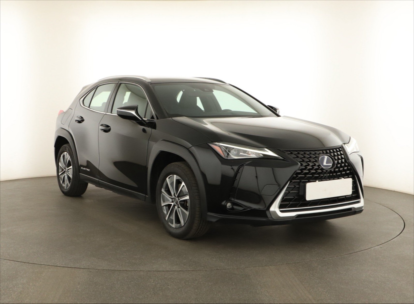 Lexus UX, 2021