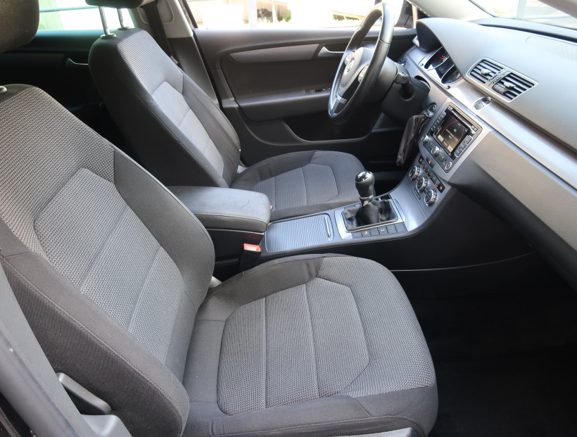 Volkswagen Passat, 2013